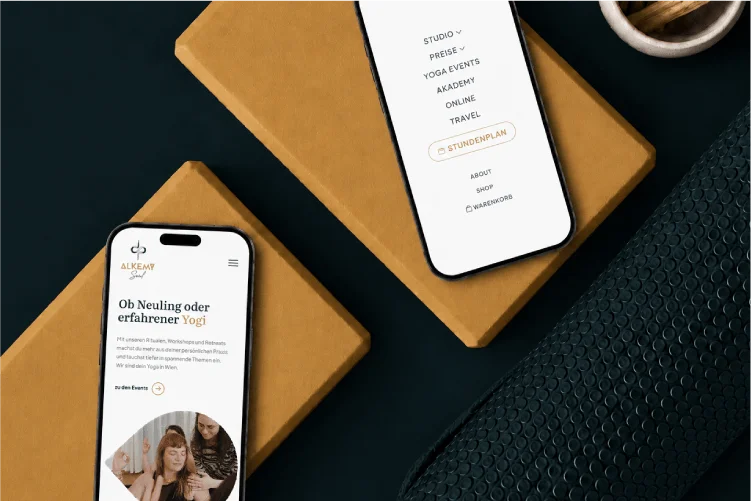 Alkemy Soul Webdesign mobile Ansicht auf zwei Smartphones